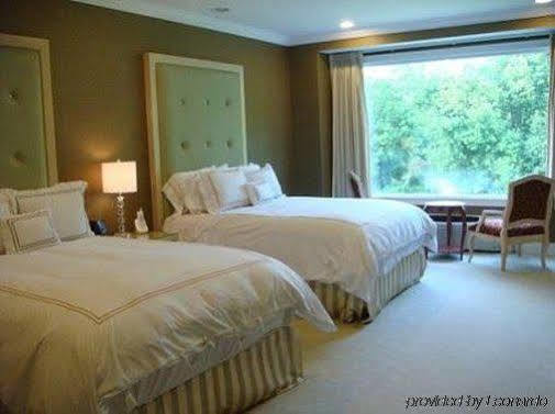 Rocky River Inn New Milford Pokój zdjęcie